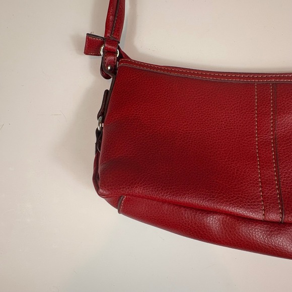 Vintage Rolfs Brand Red Leather Shoulder Bag Small Hobo Purse Classic Style - Picture 3 of 12